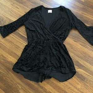 Black leopard romper